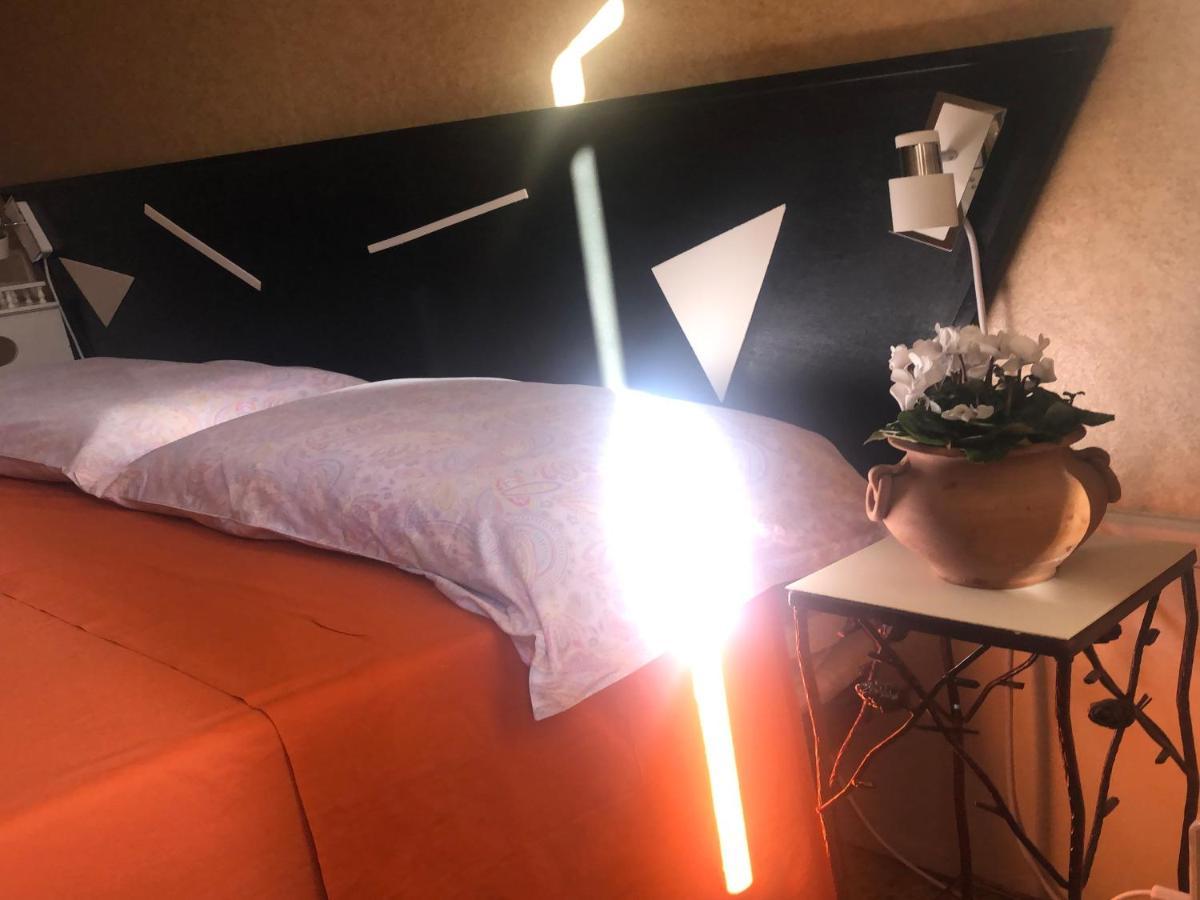 La Finestra Sul Fiume Bed and Breakfast Fossombrone Εξωτερικό φωτογραφία