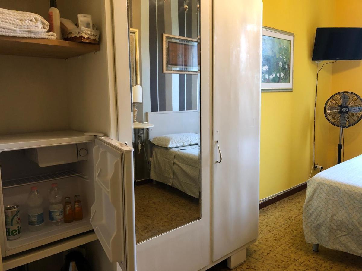 La Finestra Sul Fiume Bed and Breakfast Fossombrone Εξωτερικό φωτογραφία