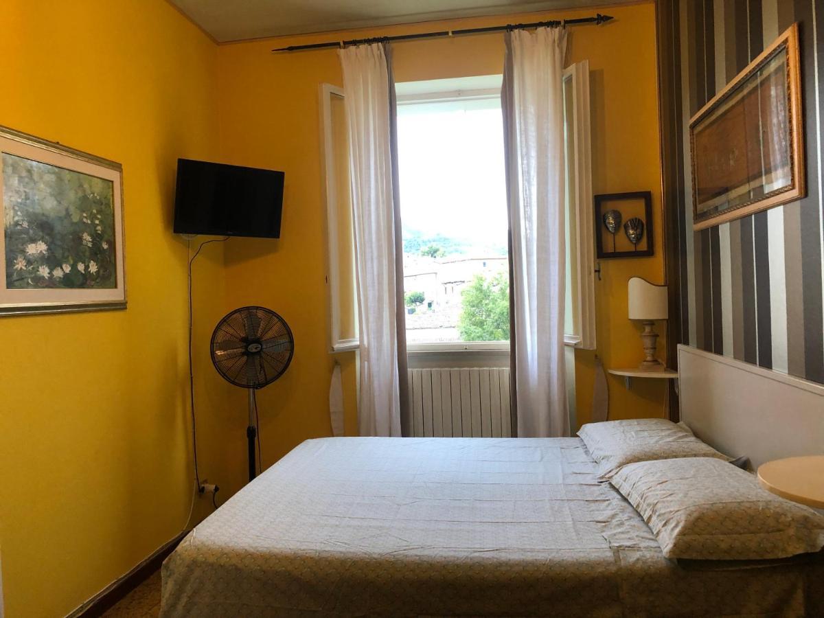 La Finestra Sul Fiume Bed and Breakfast Fossombrone Εξωτερικό φωτογραφία